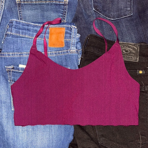 Victoria’s Secret Lightweight Bralette. Size Small - Picture 1 of 3